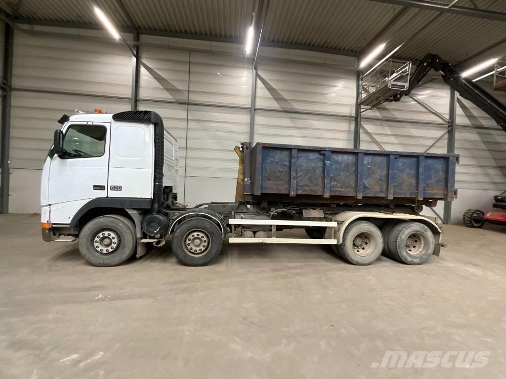 Volvo FH 16 520 8X4 Camion con gancio di sollevamento