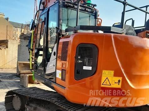 Hitachi ZX 135 US-6 Escavatori cingolati