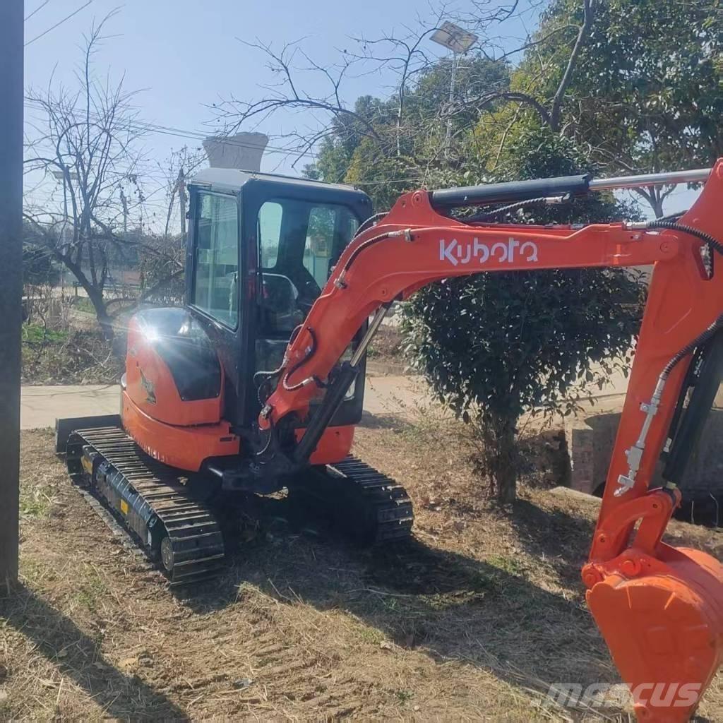 Kubota U 35 Escavatori cingolati
