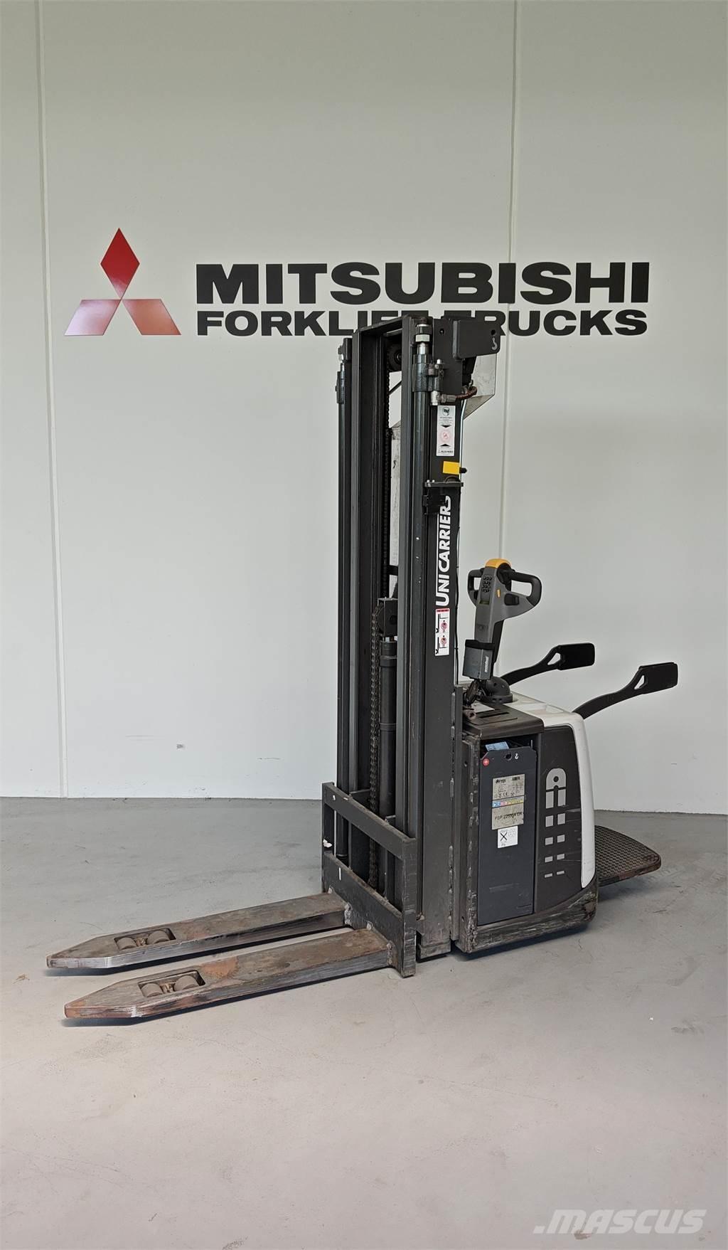 Atlet PSP160 Carrelli elevatori bassi a piattaforma