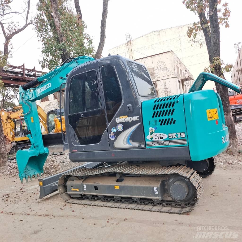 Kobelco SK75 Escavatori medi 7t - 12t