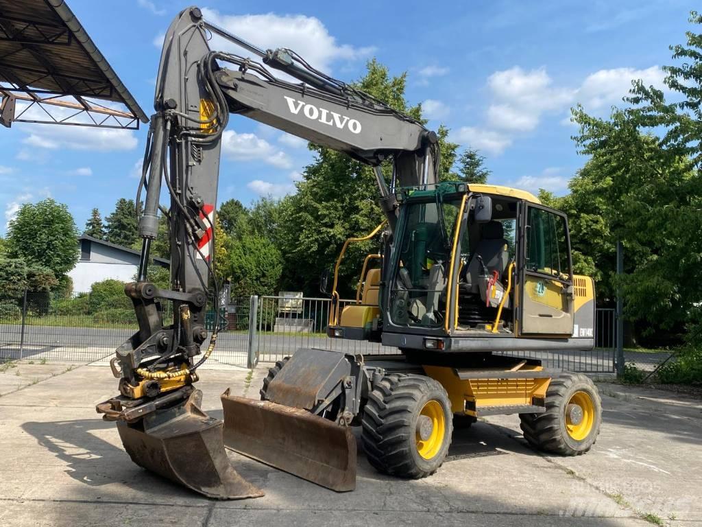 Komatsu EW 140 C Escavatori gommati
