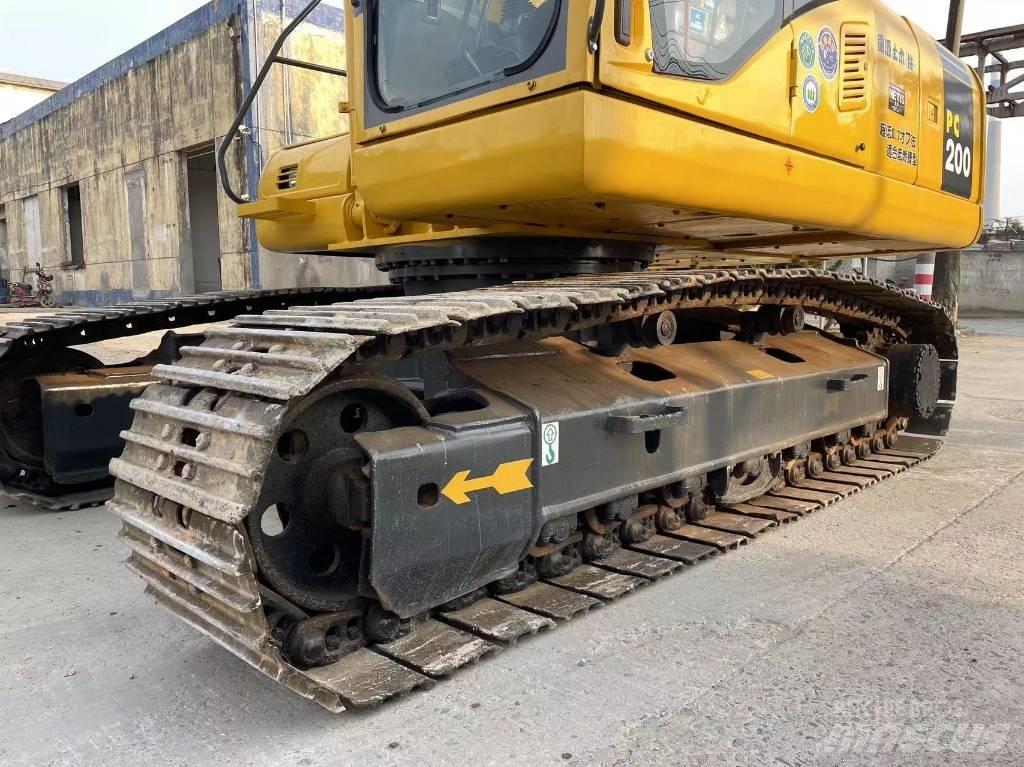 Komatsu PC 200-7 Escavatori cingolati