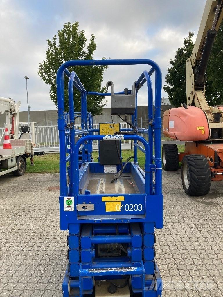 UpRight MX19 Piattaforme a pantografo