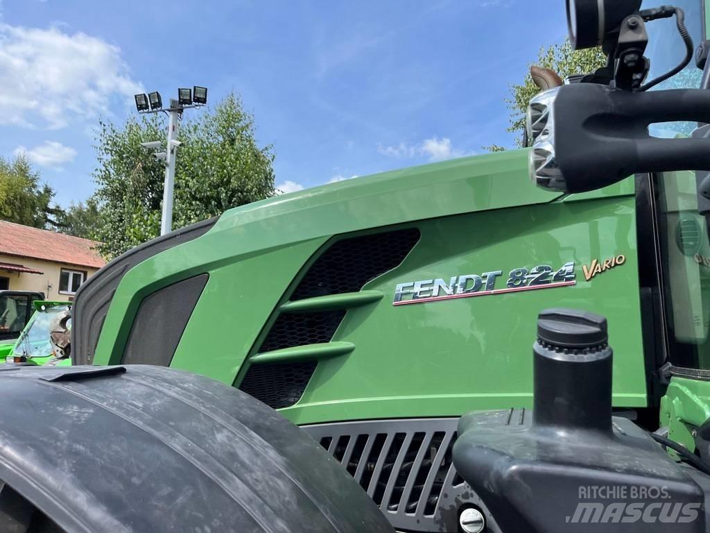 Fendt 824 VARIO Trattori