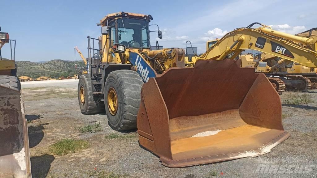Komatsu WA 500-3H Pale gommate