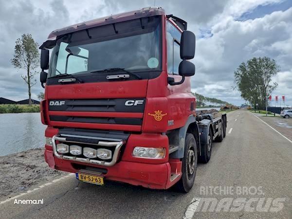 DAF CF 85 8X2 360 Camion con gancio di sollevamento