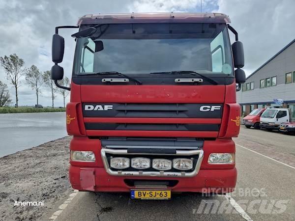 DAF CF 85 8X2 360 Camion con gancio di sollevamento