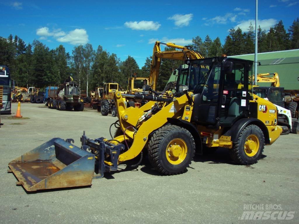 CAT 906 M Pale gommate