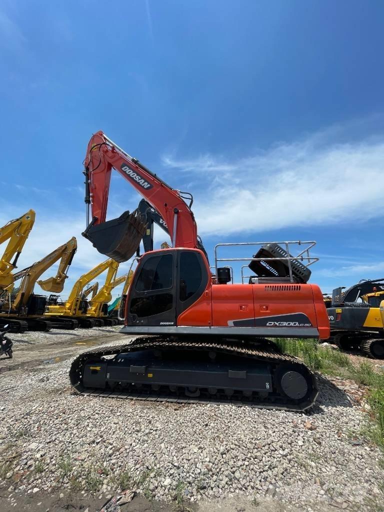 Doosan DX 300 LC Escavatori cingolati
