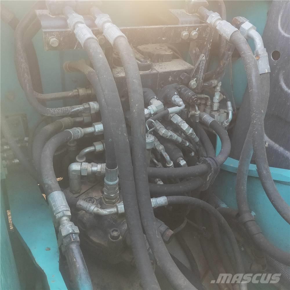 Kobelco SK130 Escavatori cingolati
