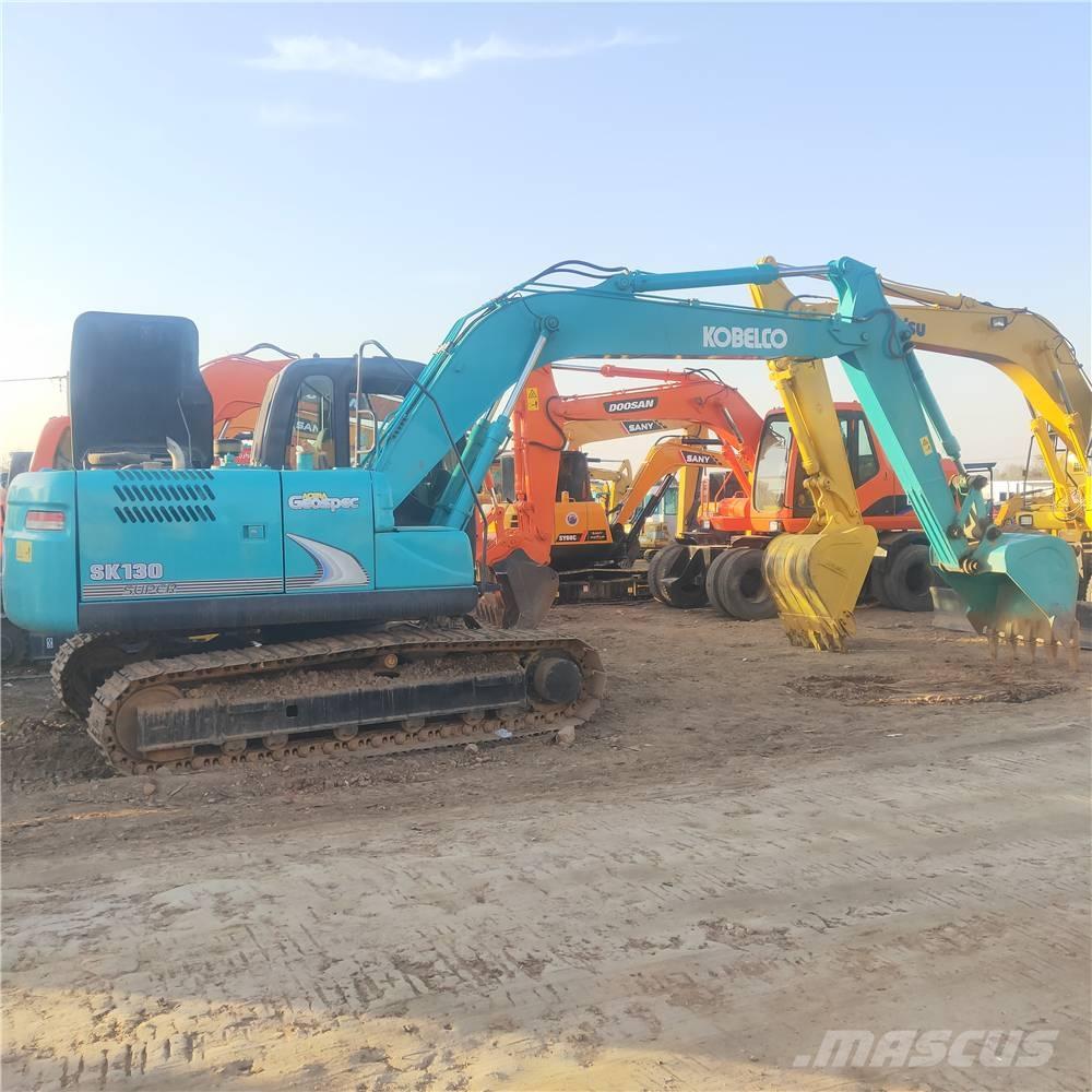 Kobelco SK130 Escavatori cingolati