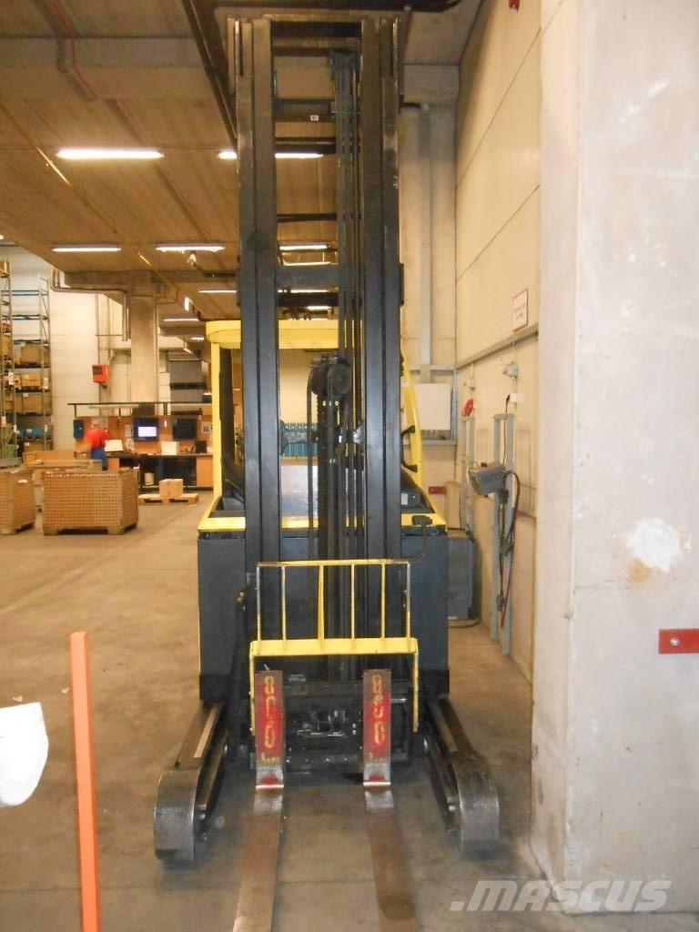 Hyster R 1.6 Carrello retrattile