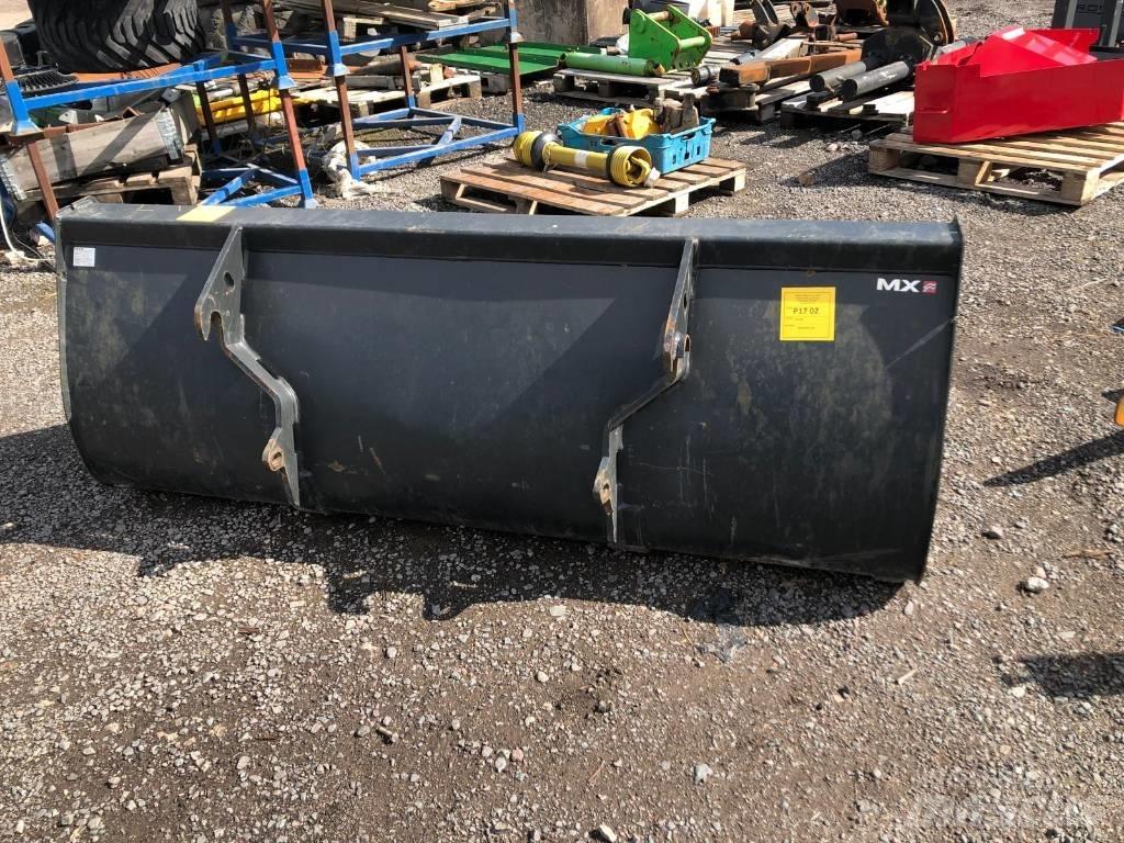 MX 200 Bucket Accessori per pale frontali