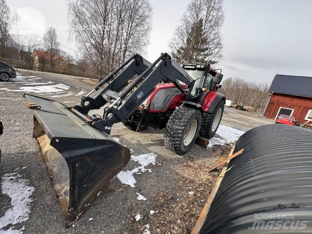 Valtra T 202 Trattori