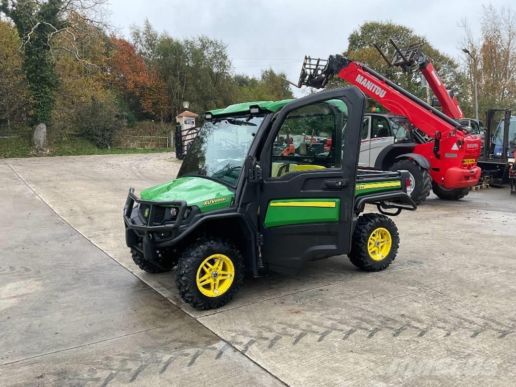 John Deere XUV 865M Sollevatori telescopici