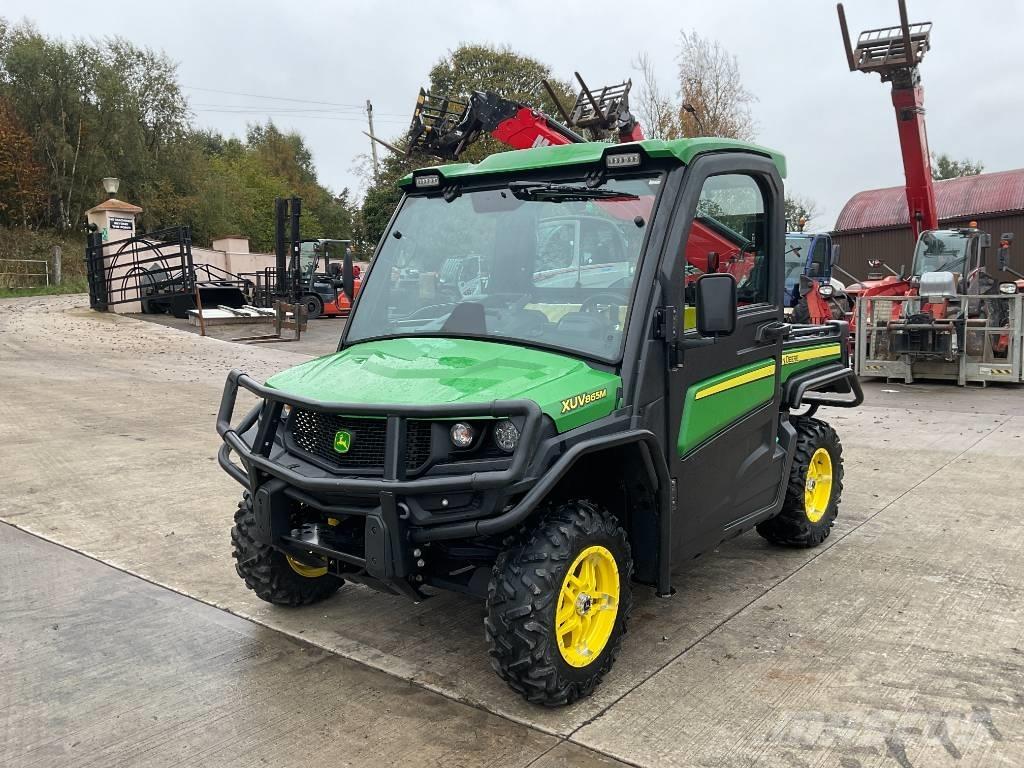 John Deere XUV 865M Sollevatori telescopici