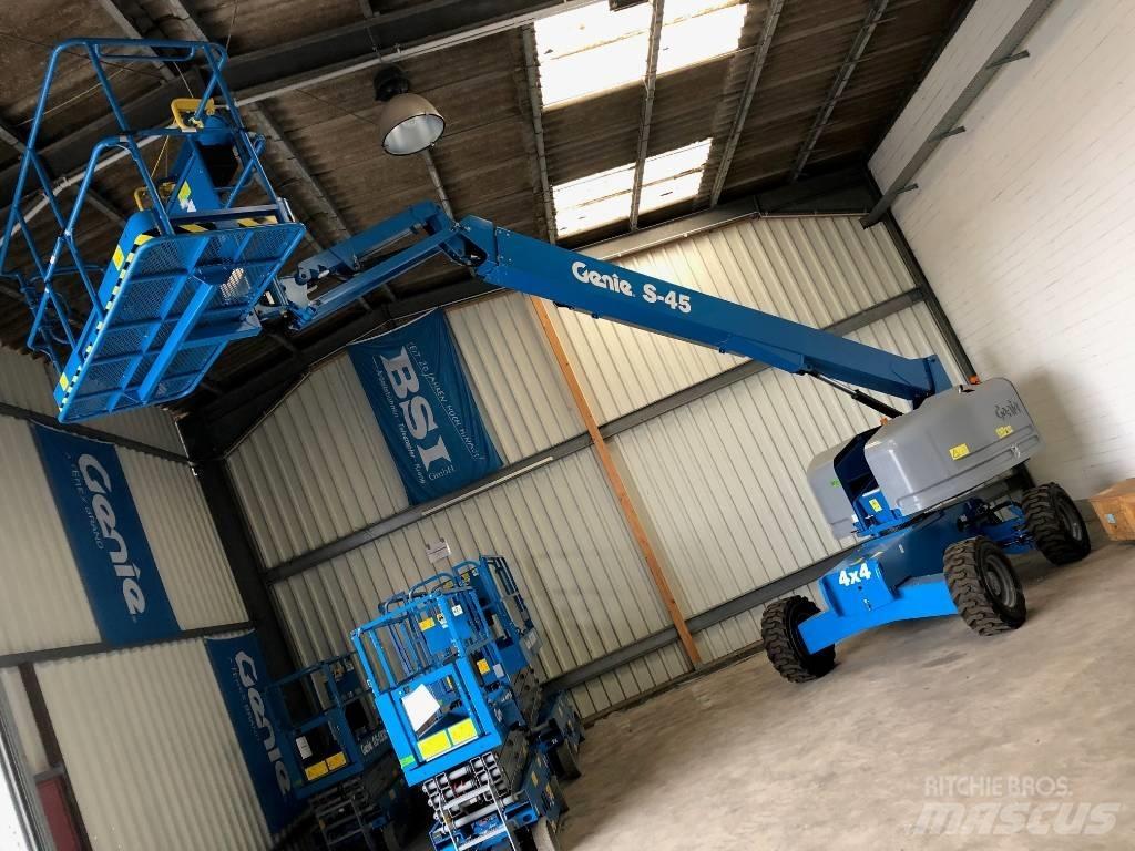Genie S-45XC Piattaforme a braccio telescopico