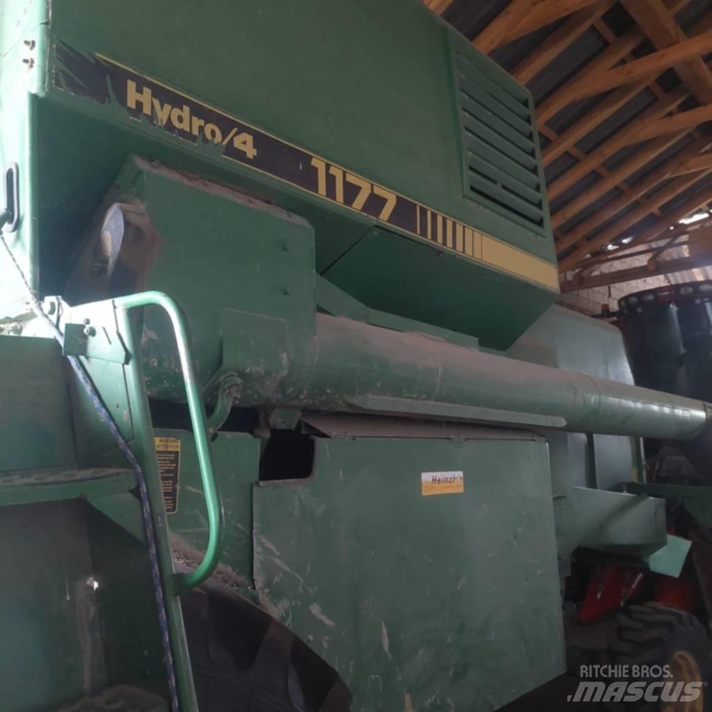 John Deere 1177 Mietitrebbiatrici