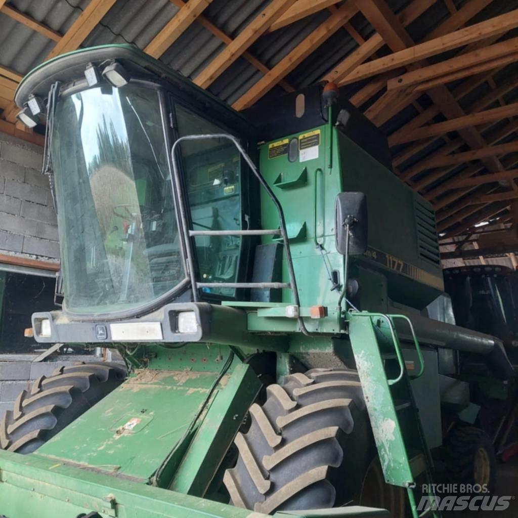 John Deere 1177 Mietitrebbiatrici