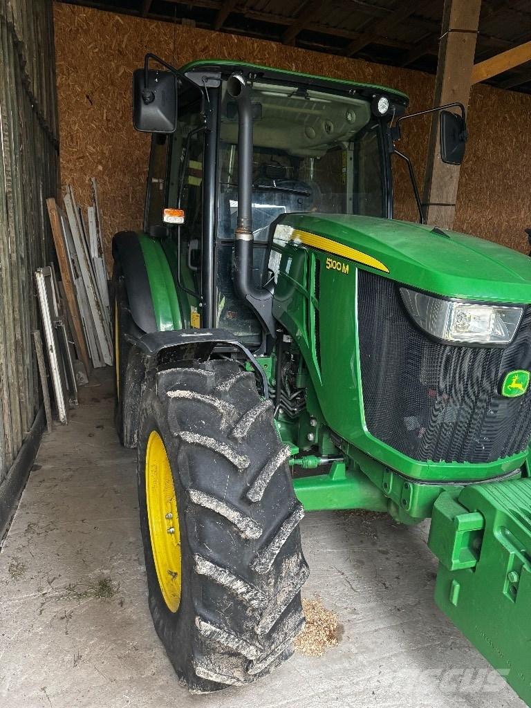 John Deere 5100 M Trattori