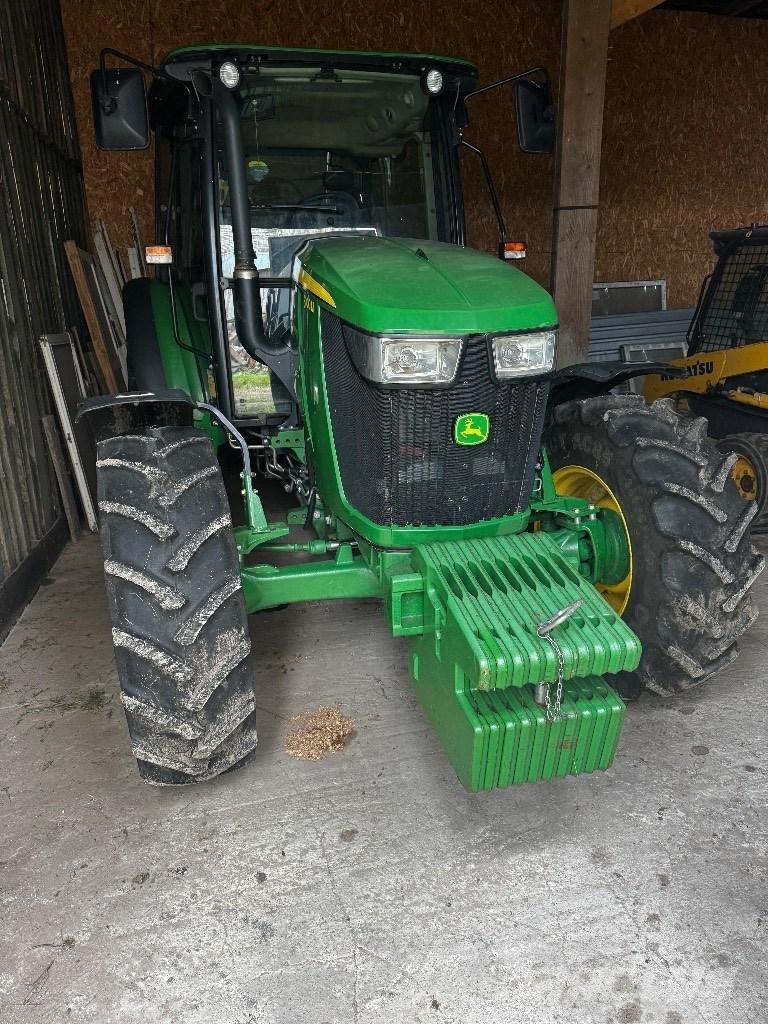 John Deere 5100 M Trattori