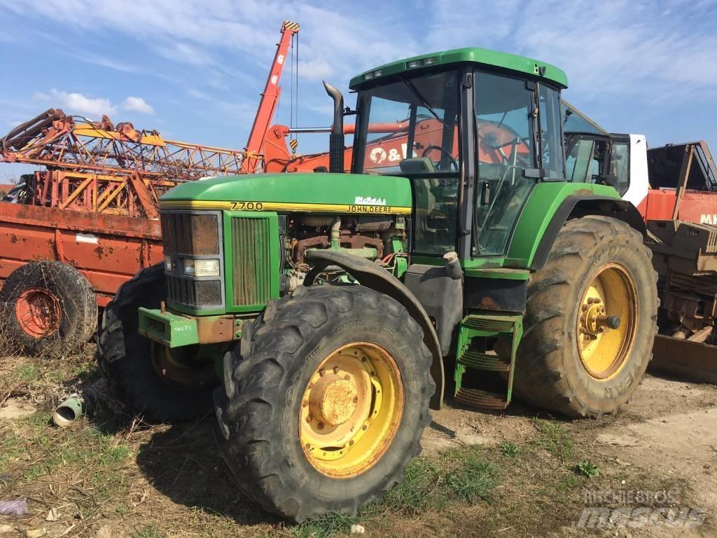 John Deere 7700 Trattori
