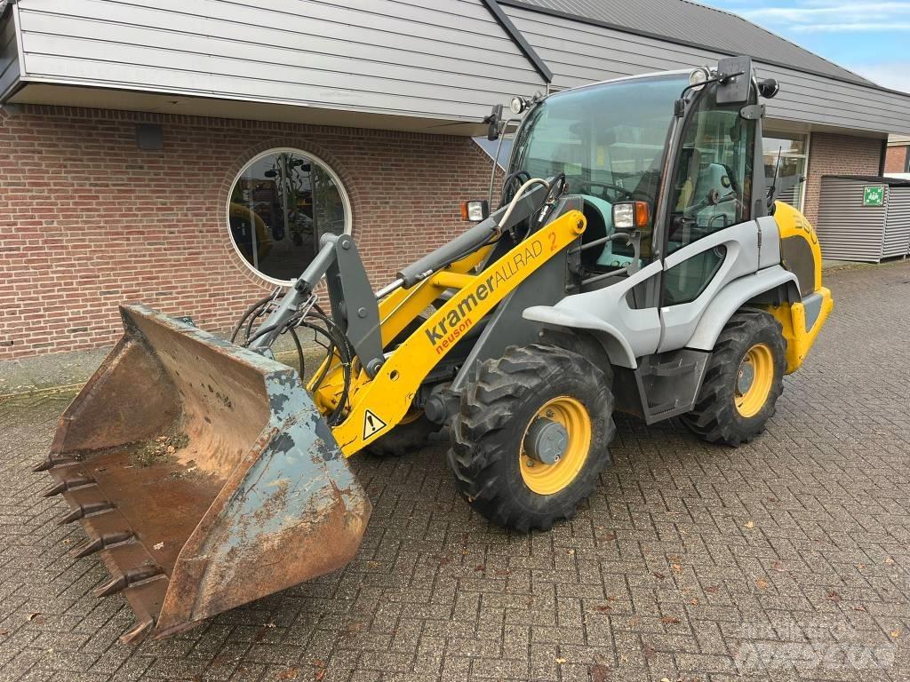Kramer 380 shovel Pale gommate