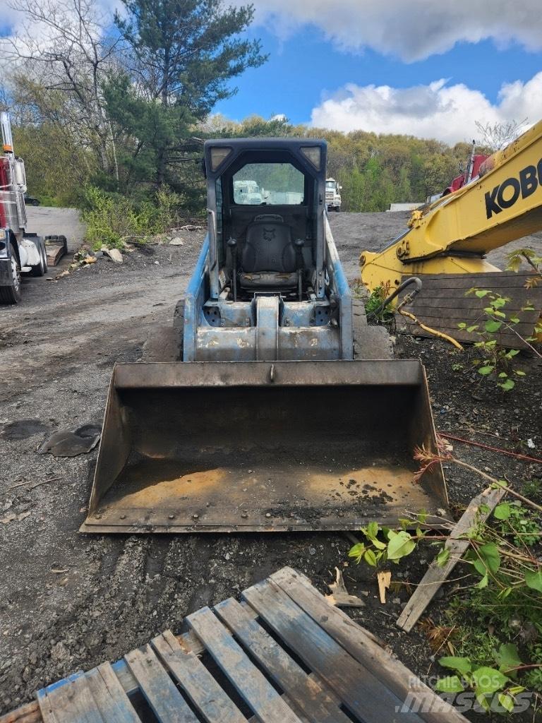 Bobcat 863 Mini Pale Gommate