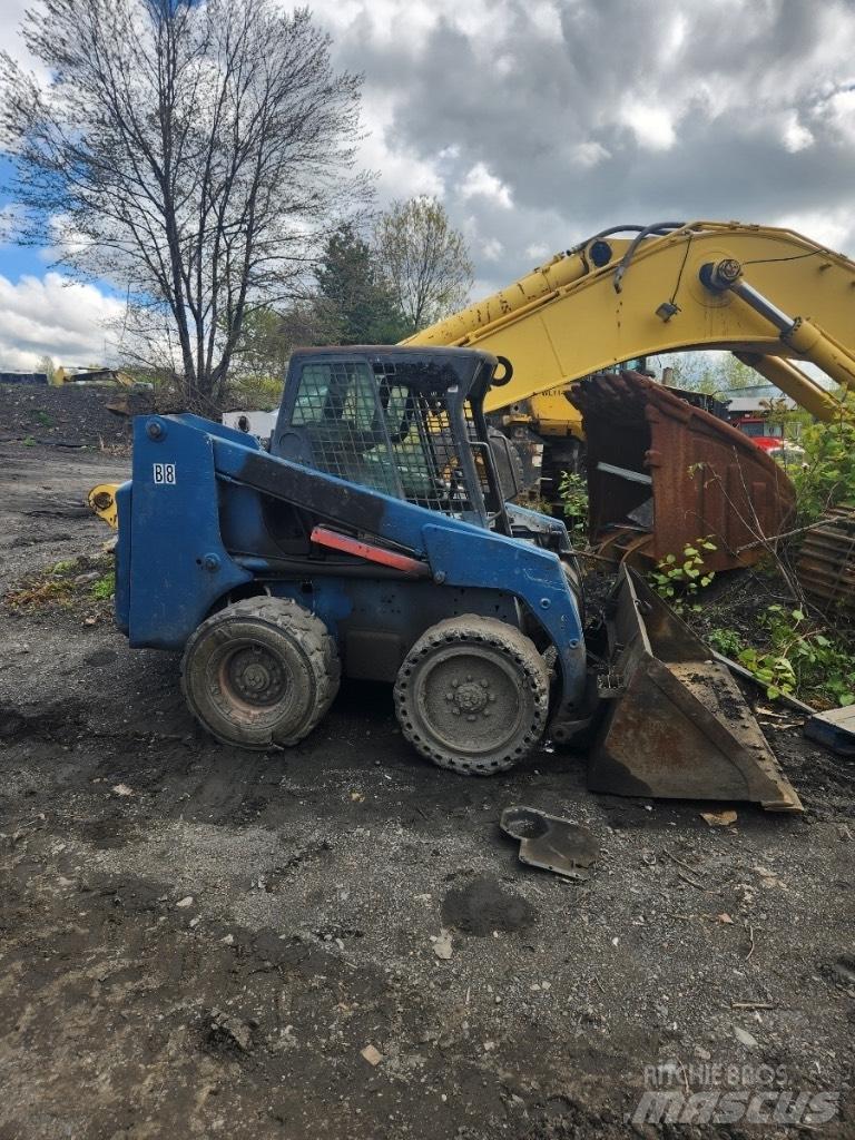 Bobcat 863 Mini Pale Gommate
