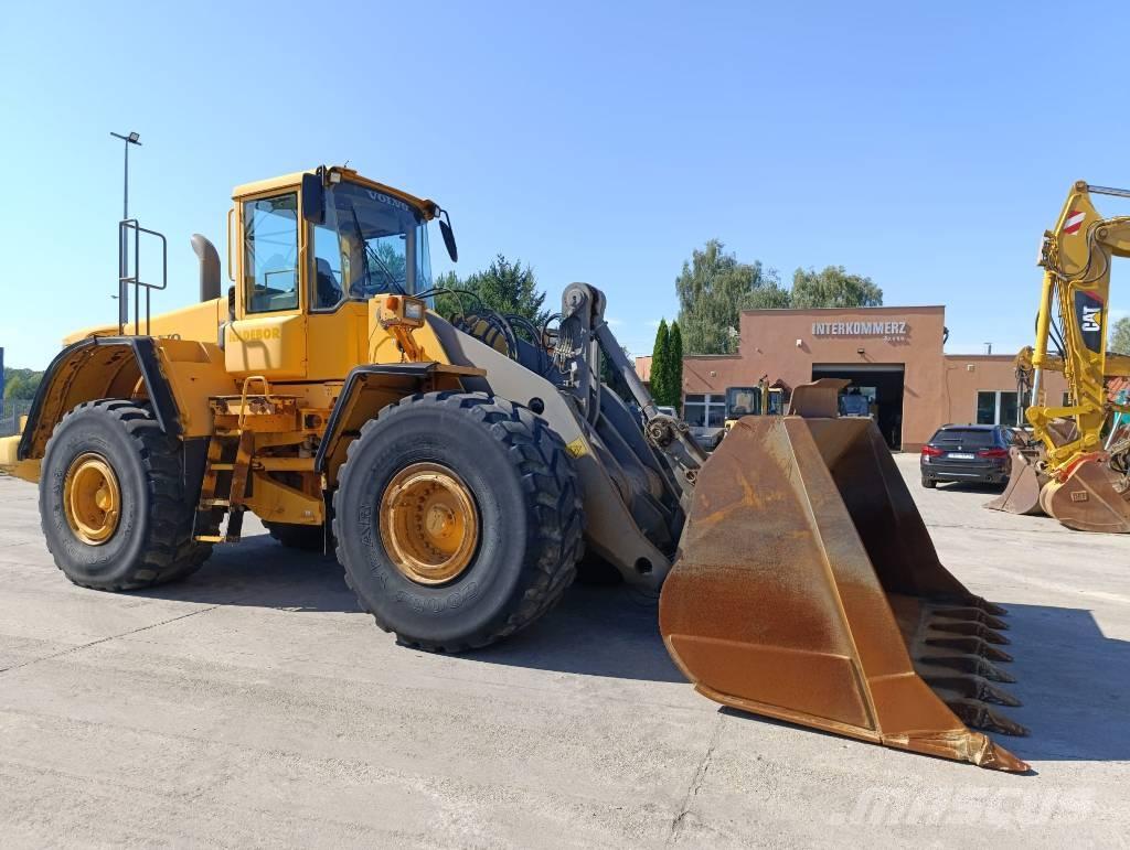 Volvo L 180 E Pale gommate