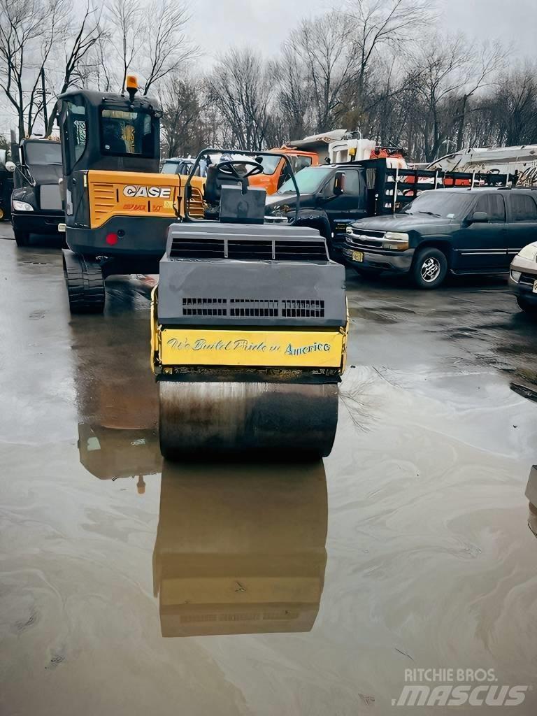 Bomag BW 100 AD-3 Rulli a doppio tamburo