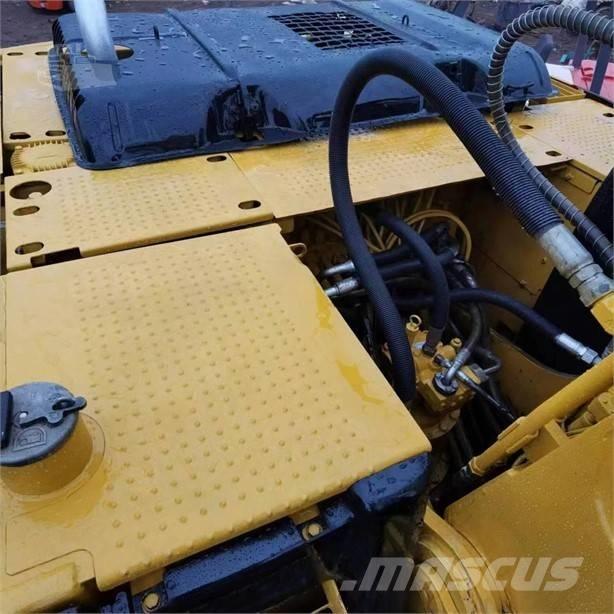 CAT 320D Escavatori cingolati