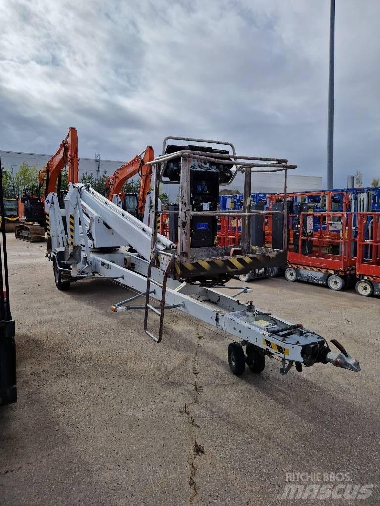 Dino 260 XTD Piattaforme aeree su rimorchio