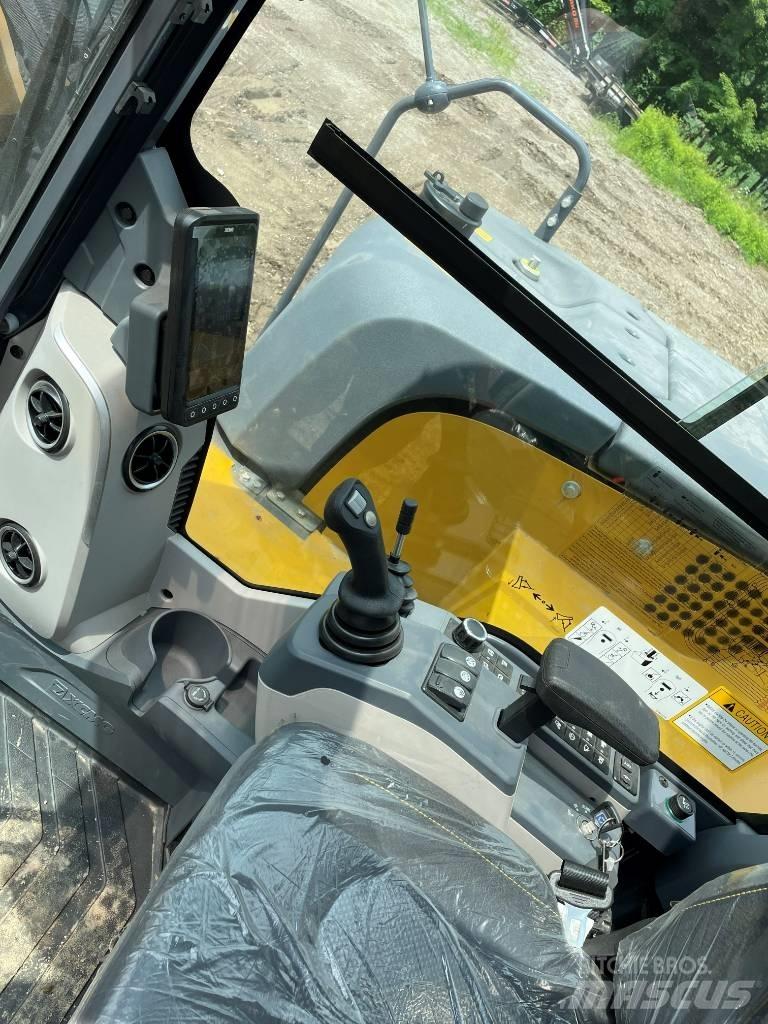 XCMG XE 80 U Miniescavatori