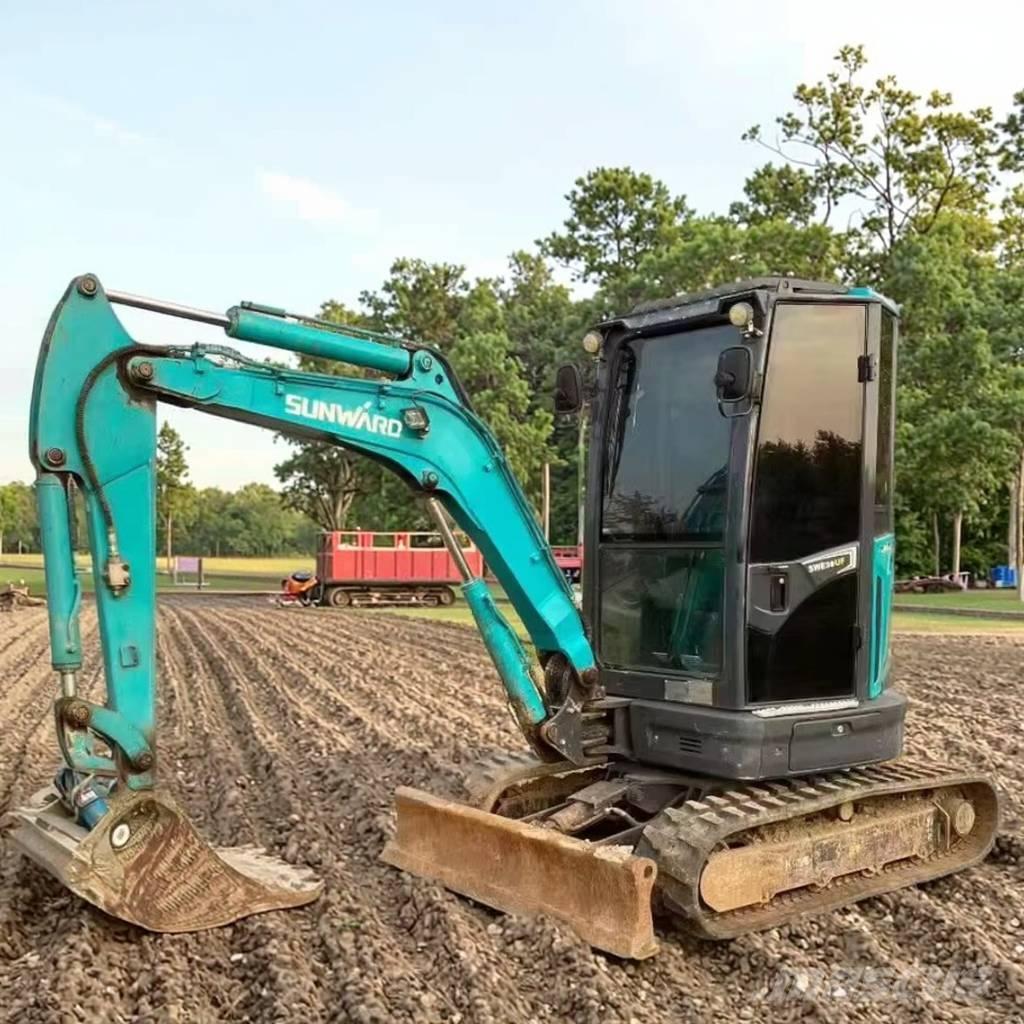 Sunward SWE 25 UF Miniescavatori