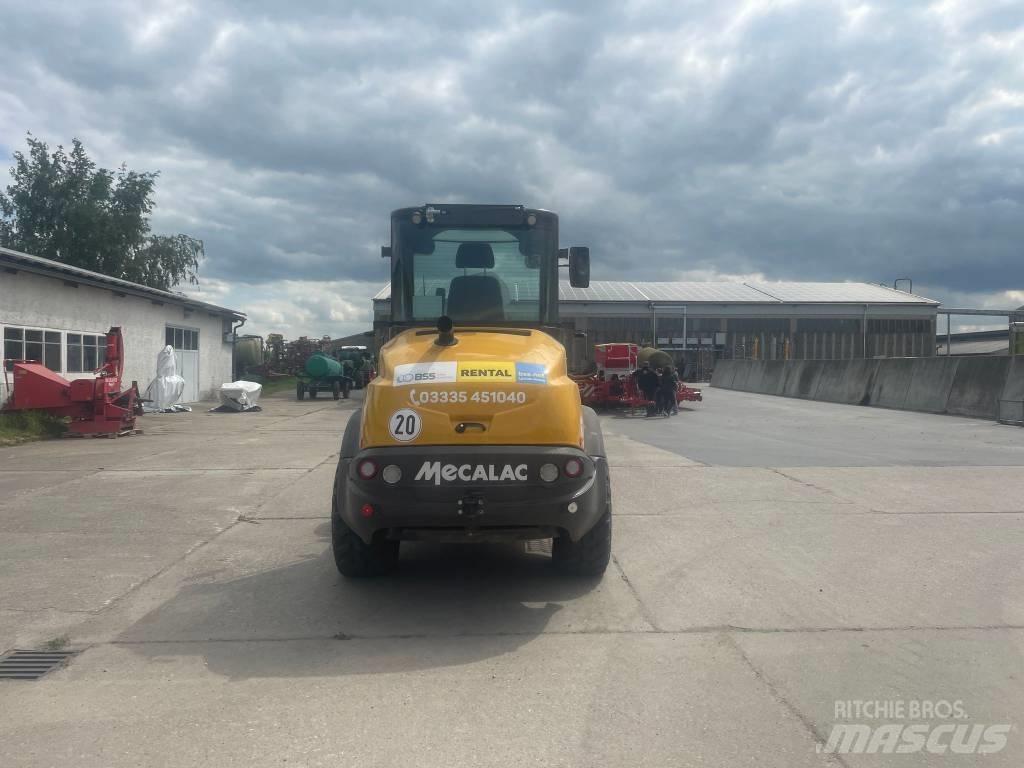 Mecalac AF 1200 Pale gommate