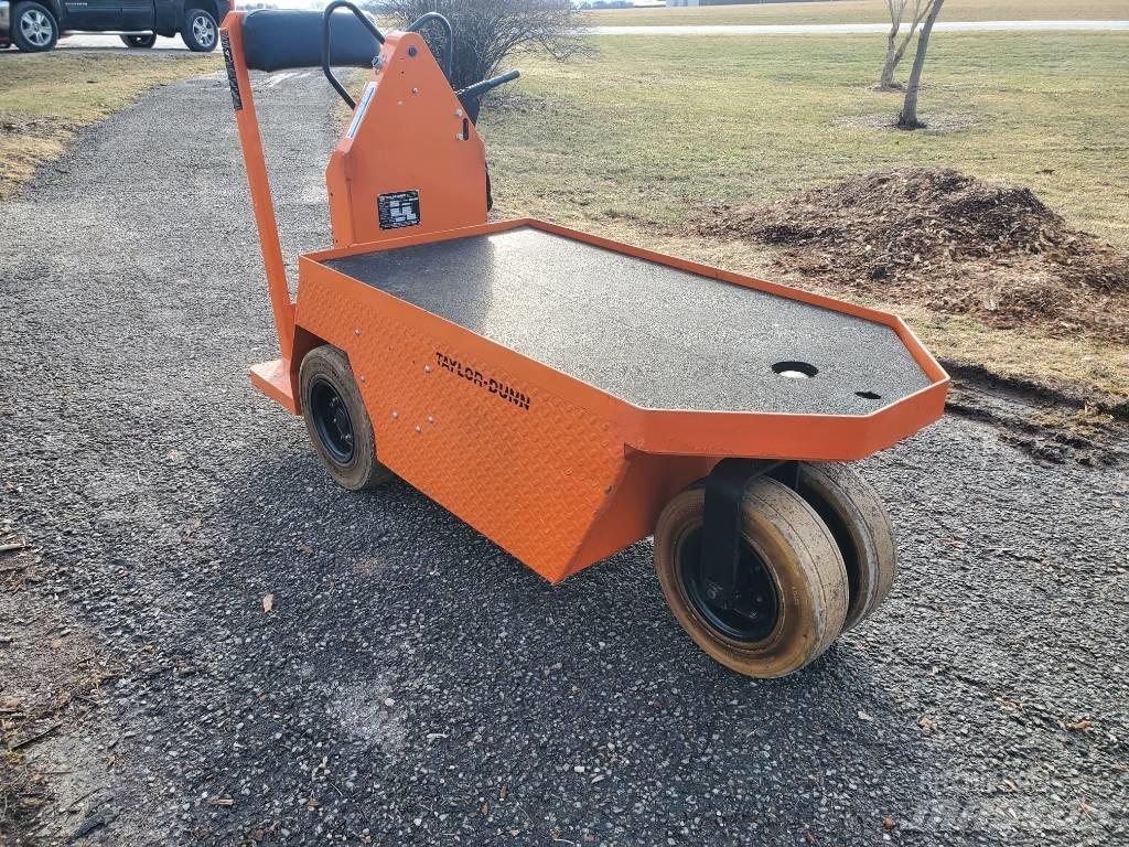Taylor-Dunn SC100 Motrice