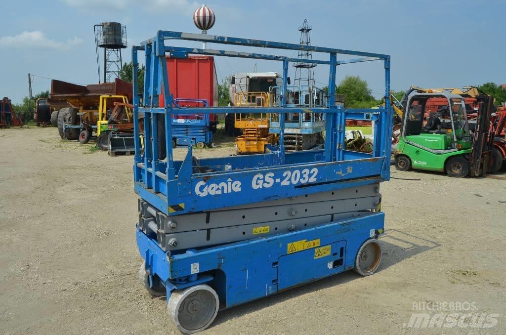 Genie GS 2032 Piattaforme a pantografo