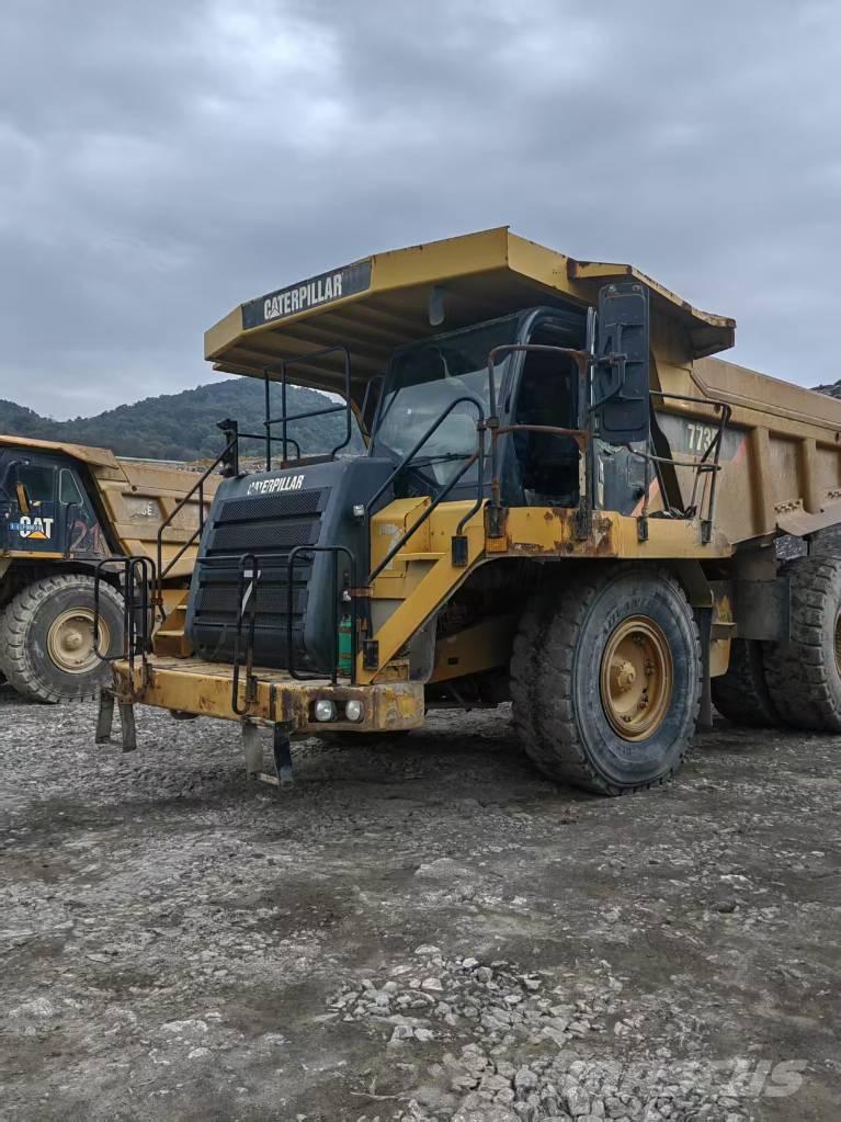 CAT 773 F Dumper a telaio rigido