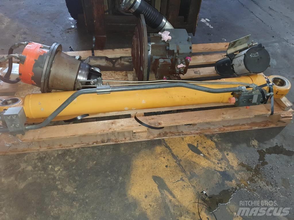 Liebherr R 904 C Componenti idrauliche