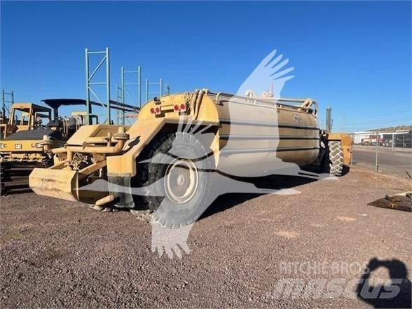 CAT 613C Autocisterne