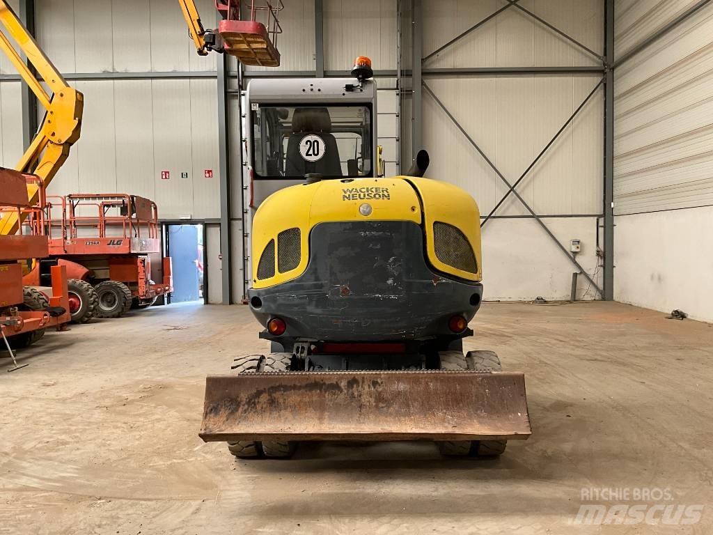 Neuson 6503 WD Escavatori gommati