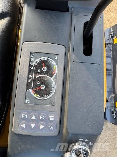 XCMG XE 18 E Miniescavatori