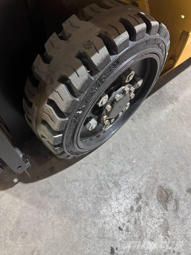 CAT FGC25N Carrelli elevatori-Altro