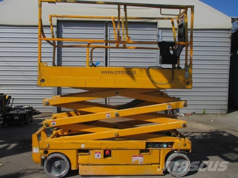 Haulotte Compact 8 Piattaforme a pantografo