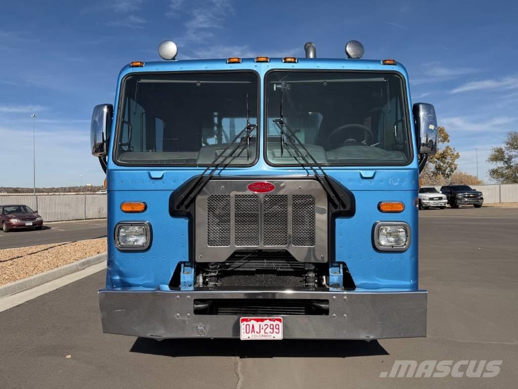 Peterbilt 320 Motrici scarrabili