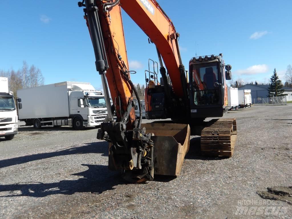 Doosan DX 235 LCR Escavatori cingolati