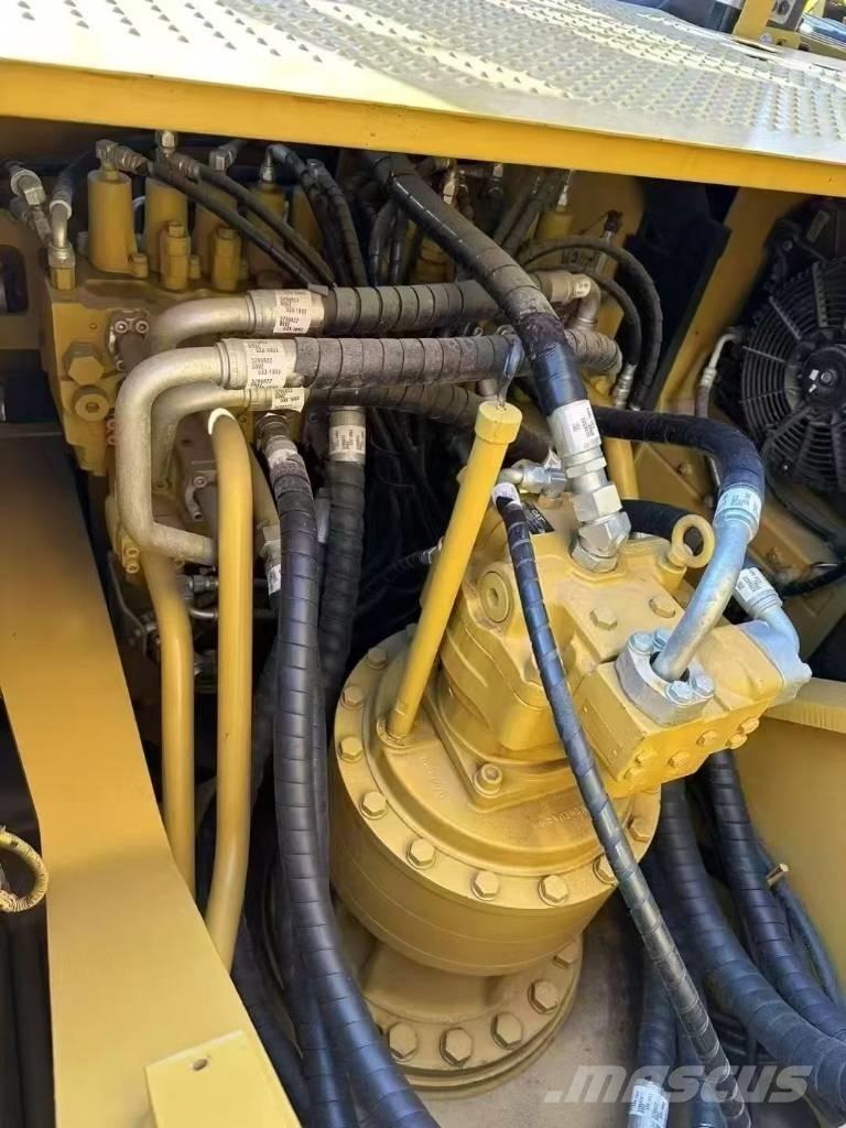 CAT 330 D2 L Escavatori cingolati