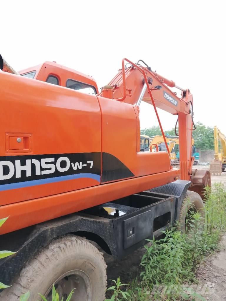 Doosan DH 150 W-7 Escavatori cingolati